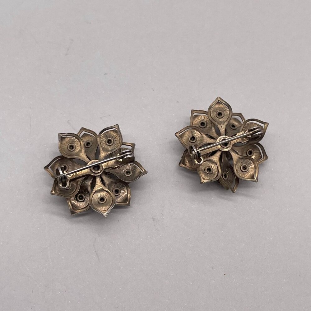 Set of 2 Blue Rhinestone Engraved Brooch Pin Brass Tone Minimalist Everyday - Picture 4 of 5